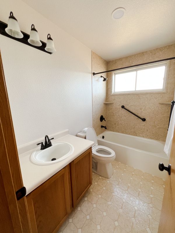 Top Bathroom Remodeling Companies in Barnhart, MO